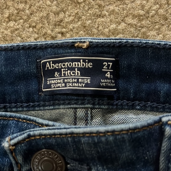 Abercrombie & Fitch Simone High Rise Super Skinny sz 4s - Picture 2 of 4